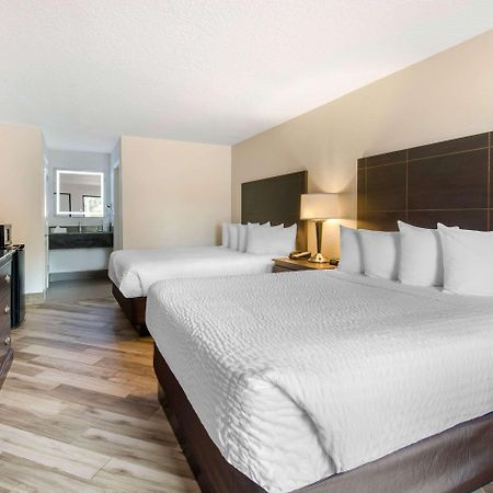 Clarion Inn & Suites Kissimmee-Lake Buena Vista South Kültér fotó