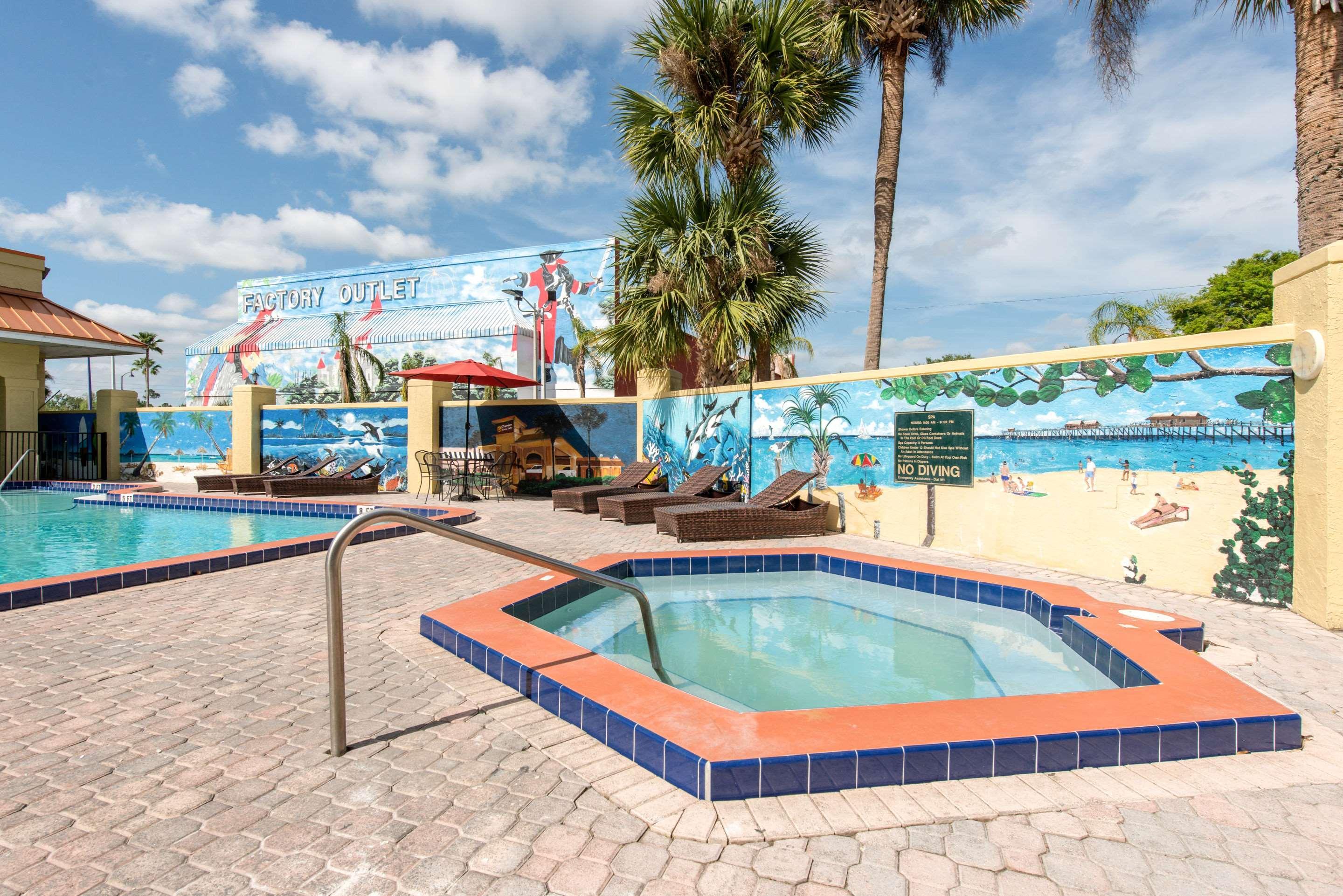 Clarion Inn & Suites Kissimmee-Lake Buena Vista South Kültér fotó