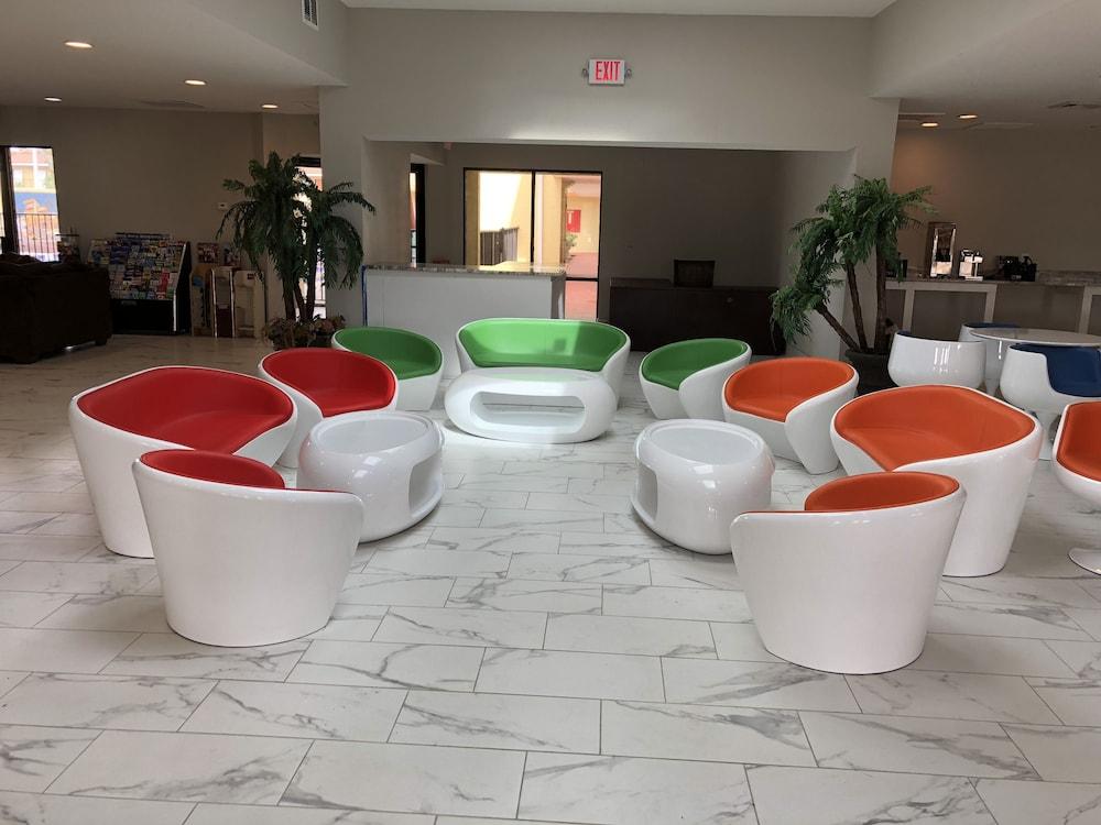 Clarion Inn & Suites Kissimmee-Lake Buena Vista South Kültér fotó