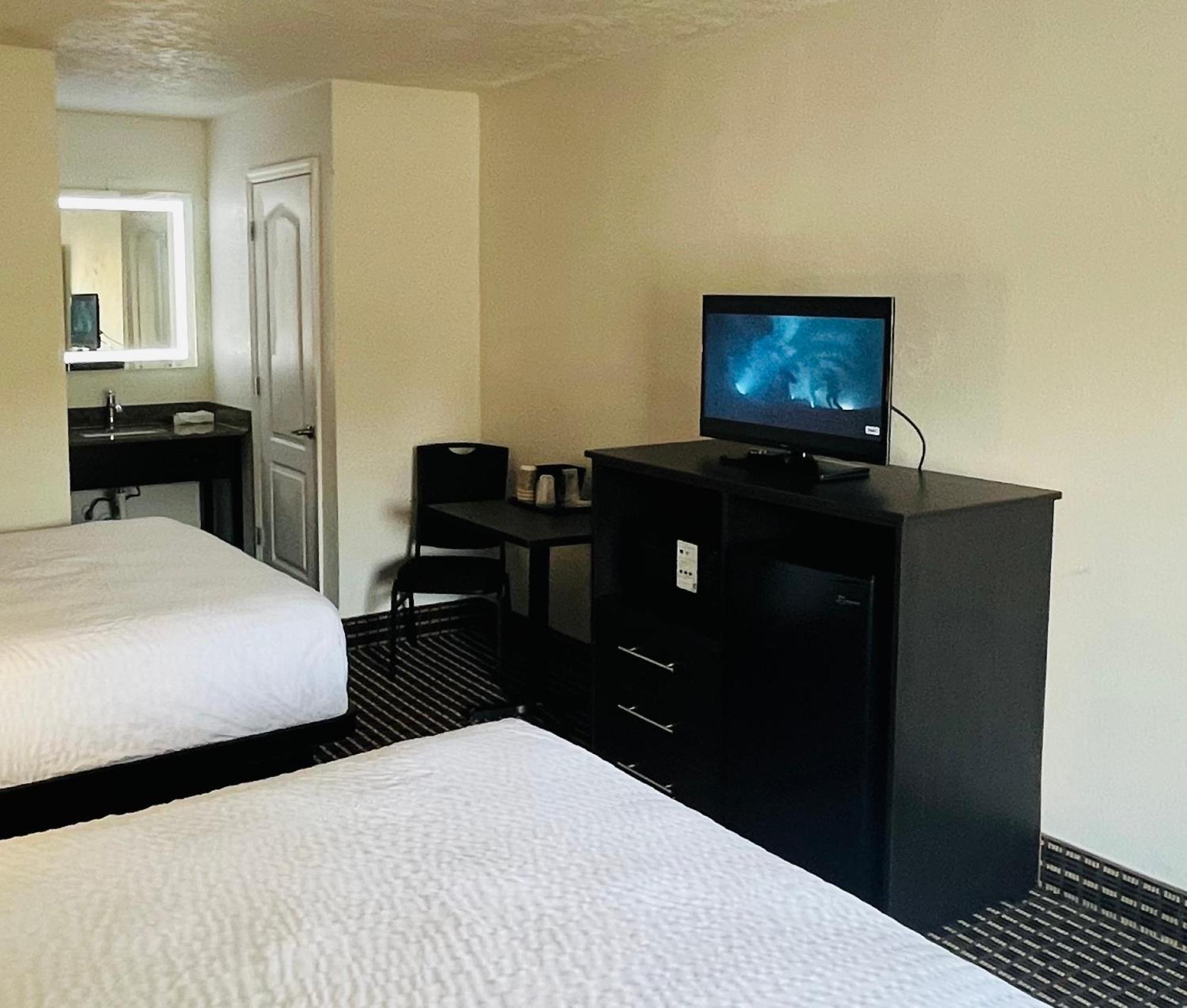 Clarion Inn & Suites Kissimmee-Lake Buena Vista South Kültér fotó