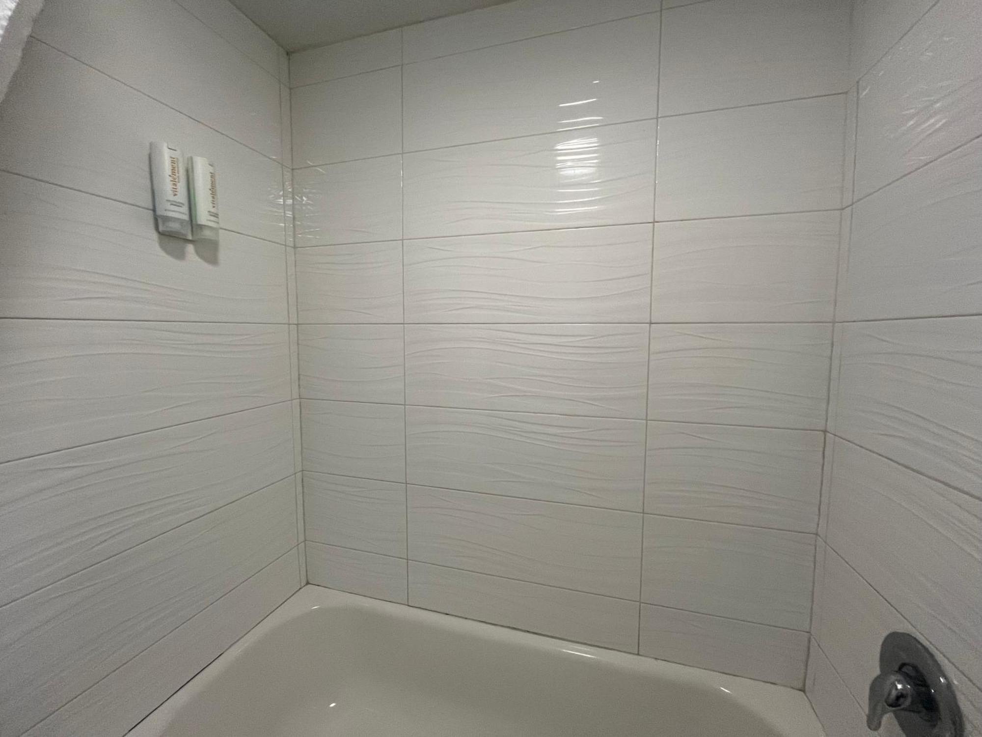 Clarion Inn & Suites Kissimmee-Lake Buena Vista South Kültér fotó